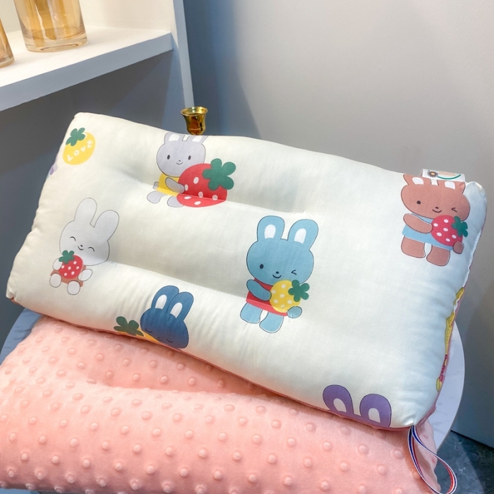 91家纺网 家纺一手货源 找家纺 宝晶枕芯 2022新款全棉儿童枕头可水洗儿童枕 白兔兔