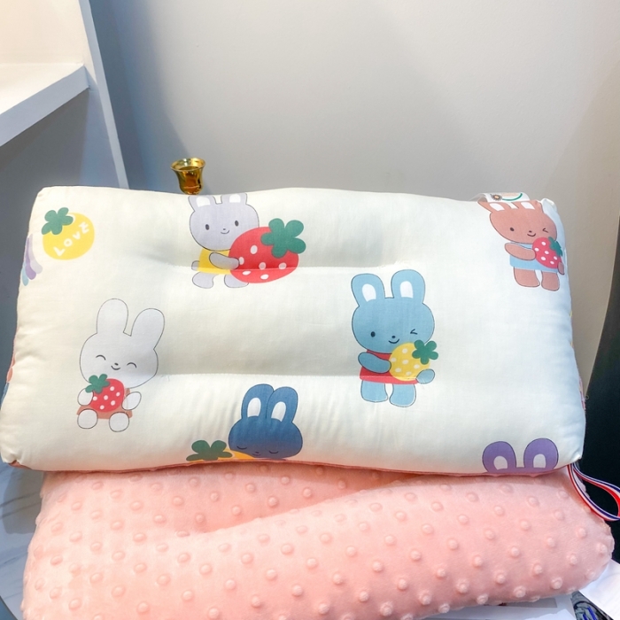 91家纺网 家纺一手货源 找家纺 宝晶枕芯 2022新款全棉儿童枕头可水洗儿童枕 白兔兔