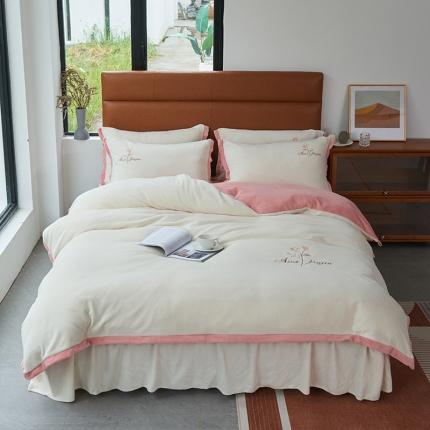 91家纺网 家纺一手货源 找家纺 （总）2025新款牛奶绒纯色双拼四件套床单/床裙/床罩款（自然拍摄）