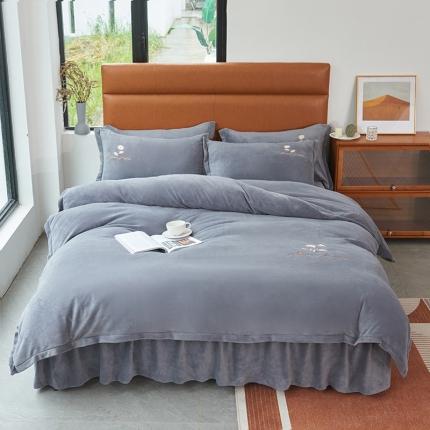 91家纺网 家纺一手货源 找家纺 （总）2025新款牛奶绒纯色双拼四件套床单/床裙/床罩款（自然拍摄）