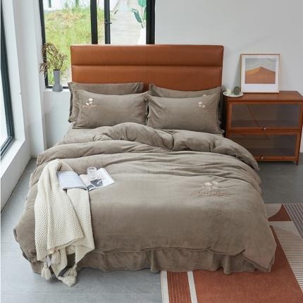 91家纺网 家纺一手货源 找家纺 （总）2025新款牛奶绒纯色双拼四件套床单/床裙/床罩款（自然拍摄）