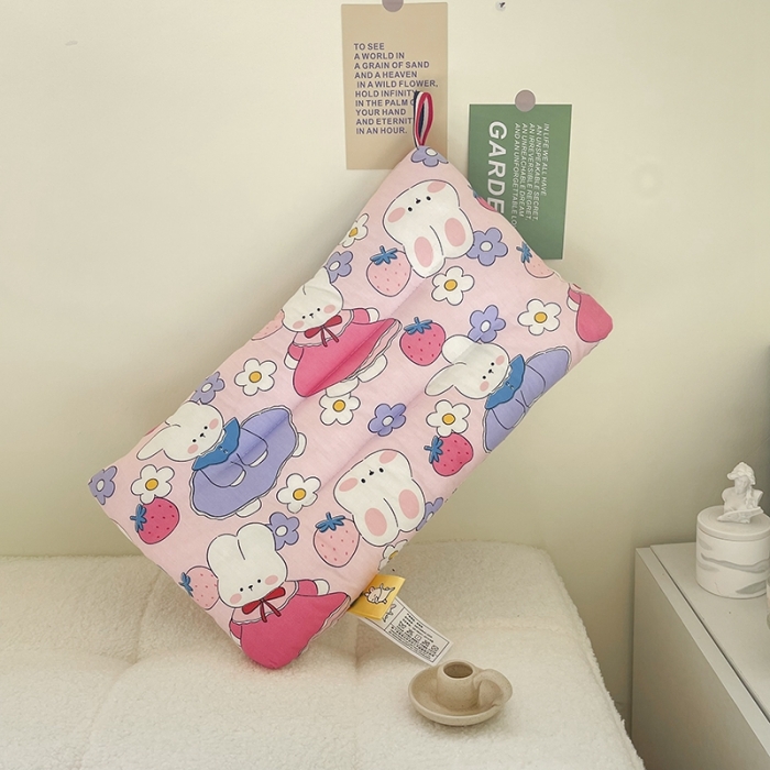 91家纺网 家纺一手货源 找家纺 宝晶枕芯 2022新款全棉儿童枕头可水洗儿童枕 草莓兔