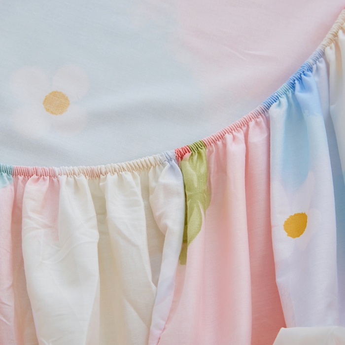 91家纺网 家纺一手货源 找家纺 金丝鸟 2022新款全棉花边床笠 草莓物语