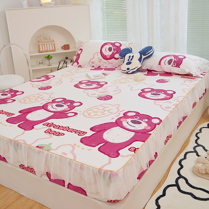 91家纺网 家纺一手货源 找家纺 金丝鸟 2022新款全棉花边床笠 草莓熊