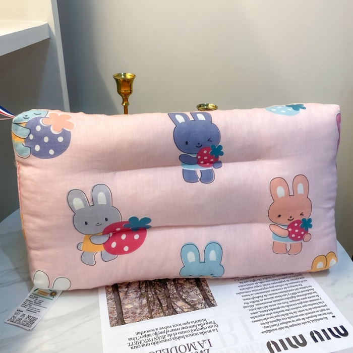 91家纺网 家纺一手货源 找家纺 宝晶枕芯 2022新款全棉儿童枕头可水洗儿童枕 粉兔兔