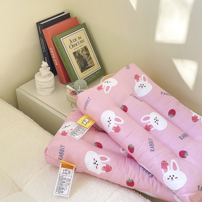 91家纺网 家纺一手货源 找家纺 宝晶枕芯 2022新款全棉儿童枕头可水洗儿童枕 小白兔