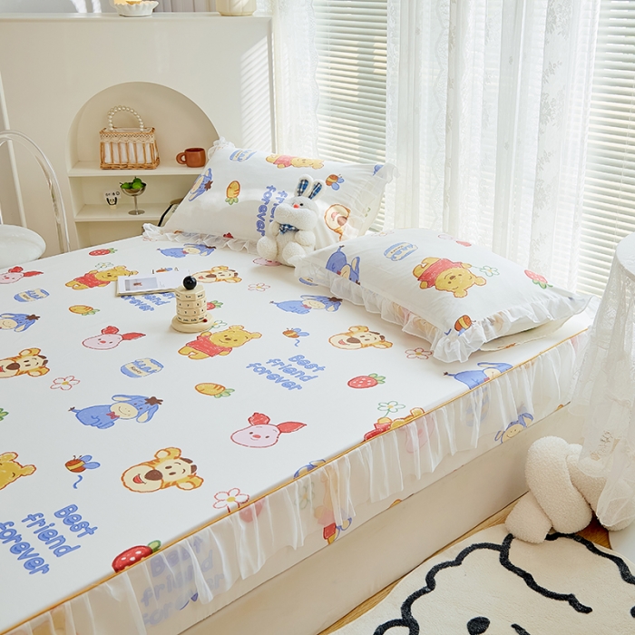 91家纺网 家纺一手货源 找家纺 金丝鸟 2022新款全棉花边床笠 维尼伙伴