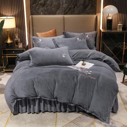 91家纺网 家纺一手货源 找家纺 （总）2025新款牛奶绒纯色双拼四件套床单/床裙/床罩款（轻奢拍摄）