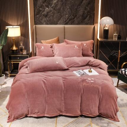 91家纺网 家纺一手货源 找家纺 （总）2025新款牛奶绒纯色双拼四件套床单/床裙/床罩款（轻奢拍摄）