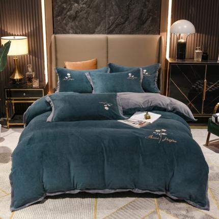 91家纺网 家纺一手货源 找家纺 （总）2025新款牛奶绒纯色双拼四件套床单/床裙/床罩款（轻奢拍摄）