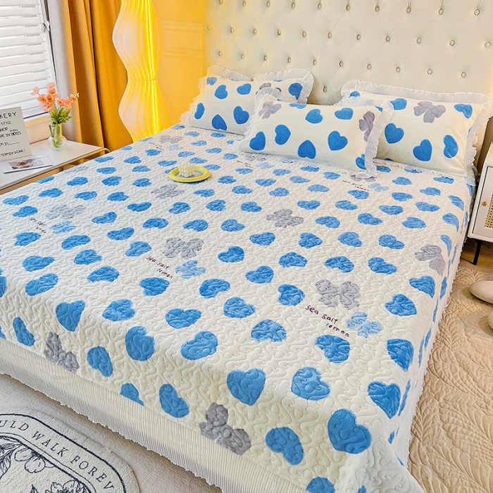 91家纺网 家纺一手货源 找家纺 澳梵  2022新款牛奶绒印花床盖三件套四件套 心心相印