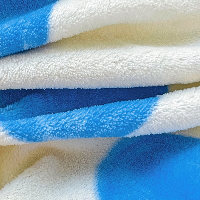 91家纺网 家纺一手货源 找家纺 澳梵  2022新款牛奶绒印花床盖三件套四件套 心心相印