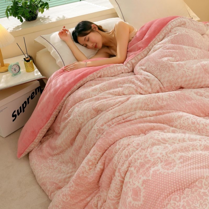 91家纺网 家纺一手货源 找家纺 伊被源 2022新款炽热绒牛奶绒冬被 豆沙