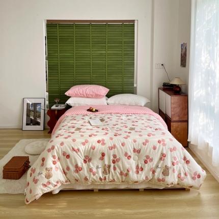 91家纺网 家纺一手货源 找家纺 美乐迪 2022秋冬新品花边款豆豆被 粉艾熊