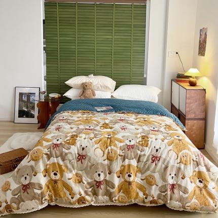 91家纺网 家纺一手货源 找家纺 美乐迪 2022秋冬新品花边款豆豆被 可可熊