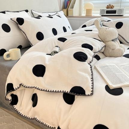 91家纺网 家纺一手货源 找家纺 （总）安哆啦 新款贝壳边工艺牛奶绒珊瑚绒四件套单被套