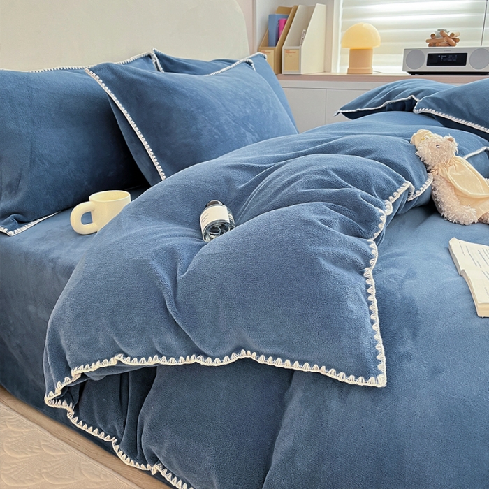 91家纺网 家纺一手货源 找家纺 安哆啦 新款贝壳边工艺牛奶绒珊瑚绒四件套单被套 宝石蓝