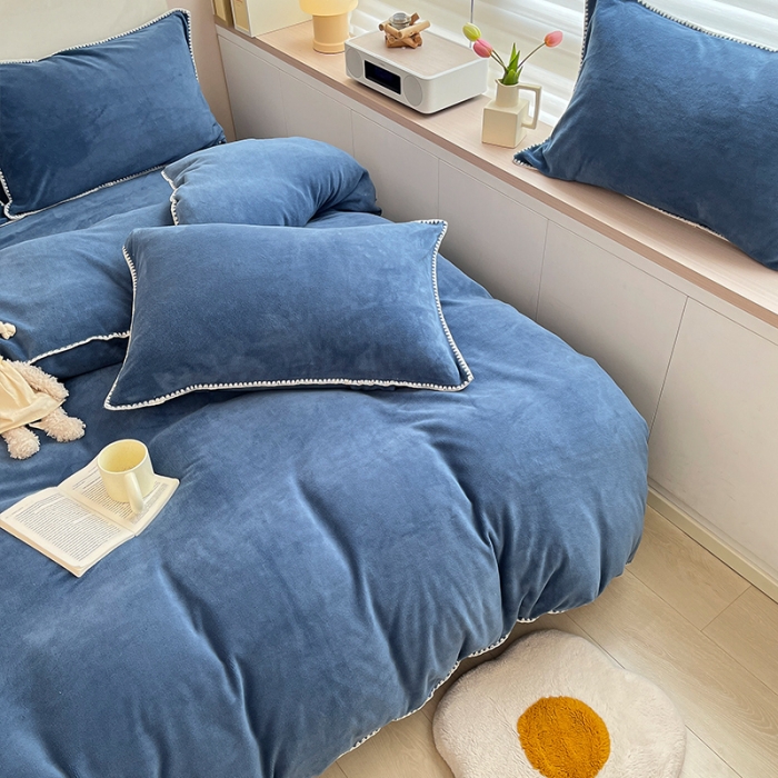 91家纺网 家纺一手货源 找家纺 安哆啦 新款贝壳边工艺牛奶绒珊瑚绒四件套单被套 宝石蓝