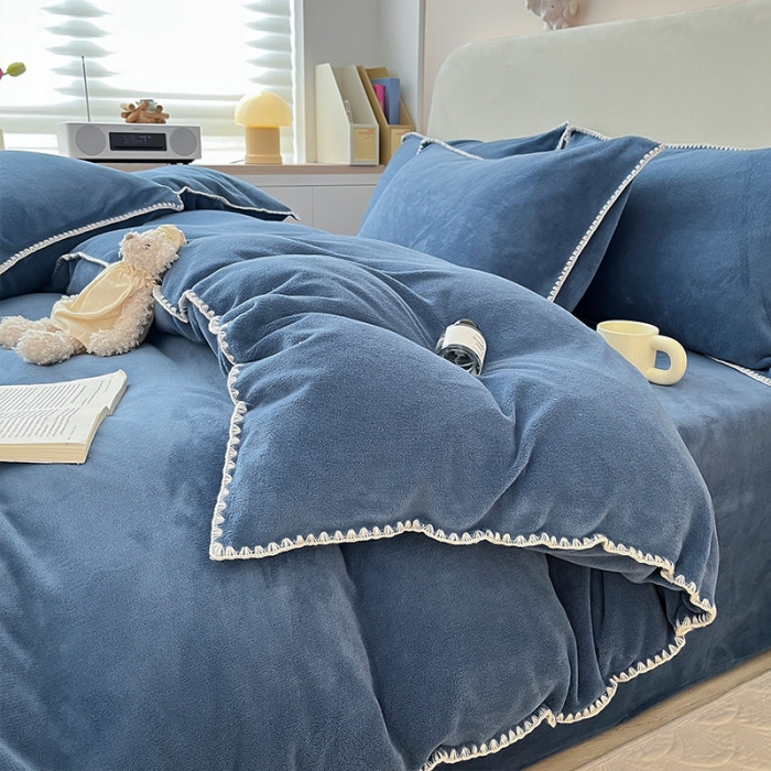 91家纺网 家纺一手货源 找家纺 安哆啦 新款贝壳边工艺牛奶绒珊瑚绒四件套单被套 宝石蓝