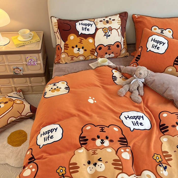 91家纺网 家纺一手货源 找家纺 安哆啦 新款贝壳边工艺牛奶绒珊瑚绒四件套单被套 虎虎乐园