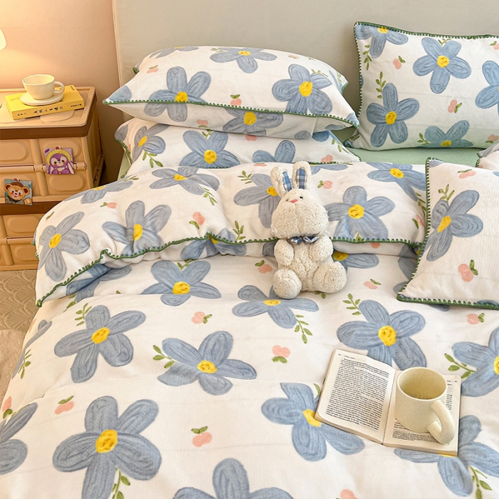 91家纺网 家纺一手货源 找家纺 安哆啦 新款贝壳边工艺牛奶绒珊瑚绒四件套单被套 花园里