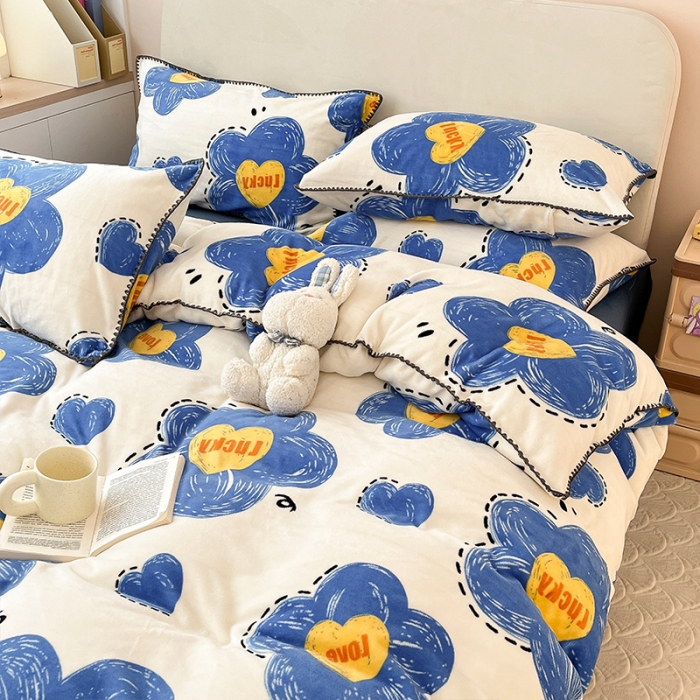 91家纺网 家纺一手货源 找家纺 安哆啦 新款贝壳边工艺牛奶绒珊瑚绒四件套单被套 蓝花花