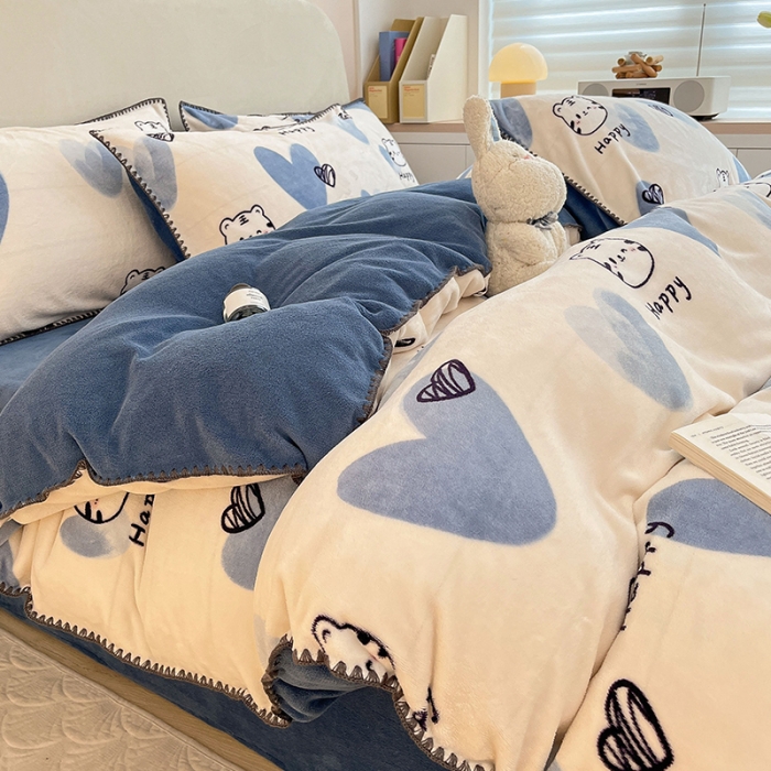 91家纺网 家纺一手货源 找家纺 安哆啦 新款贝壳边工艺牛奶绒珊瑚绒四件套单被套 蓝色爱心虎