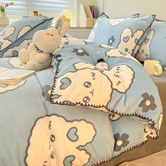 91家纺网 家纺一手货源 找家纺 安哆啦 新款贝壳边工艺牛奶绒珊瑚绒四件套单被套 萌萌兔