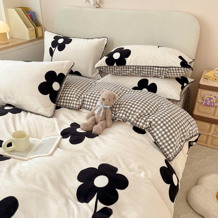 91家纺网 家纺一手货源 找家纺 安哆啦 新款贝壳边工艺牛奶绒珊瑚绒四件套单被套 山茶花花