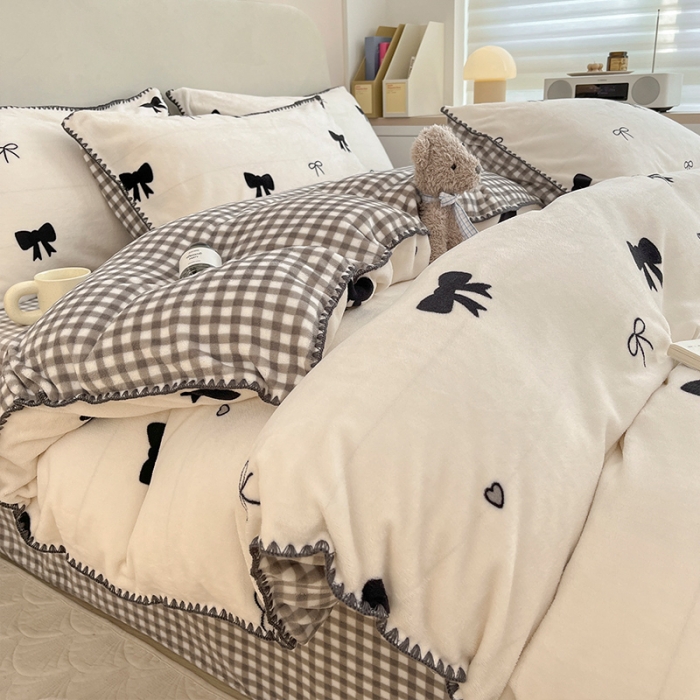 91家纺网 家纺一手货源 找家纺 安哆啦 新款贝壳边工艺牛奶绒珊瑚绒四件套单被套 小蝴蝶结