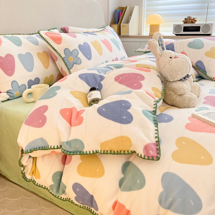 91家纺网 家纺一手货源 找家纺 安哆啦 新款贝壳边工艺牛奶绒珊瑚绒四件套单被套 心花怒放