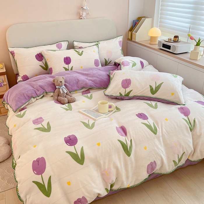 91家纺网 家纺一手货源 找家纺 安哆啦 新款贝壳边工艺牛奶绒珊瑚绒四件套单被套 紫色郁金香