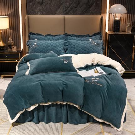 91家纺网 家纺一手货源 找家纺 （总）爱妮玖玖 2025新款牛奶绒纯色款夹棉床裙四件套