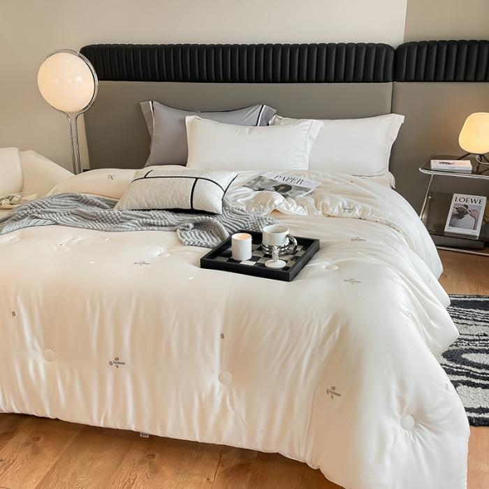 91家纺网 家纺一手货源 找家纺 2024新款剪花蚕丝大豆被芯高端大豆春秋被提花加厚冬被