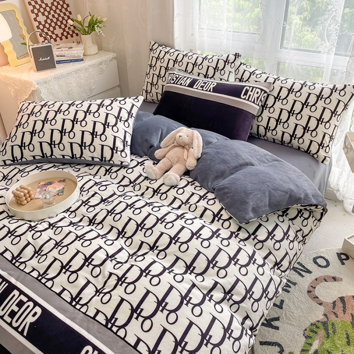 91家纺网 家纺一手货源 找家纺 HL原创 2022新款牛奶绒印花基础款 D家绒