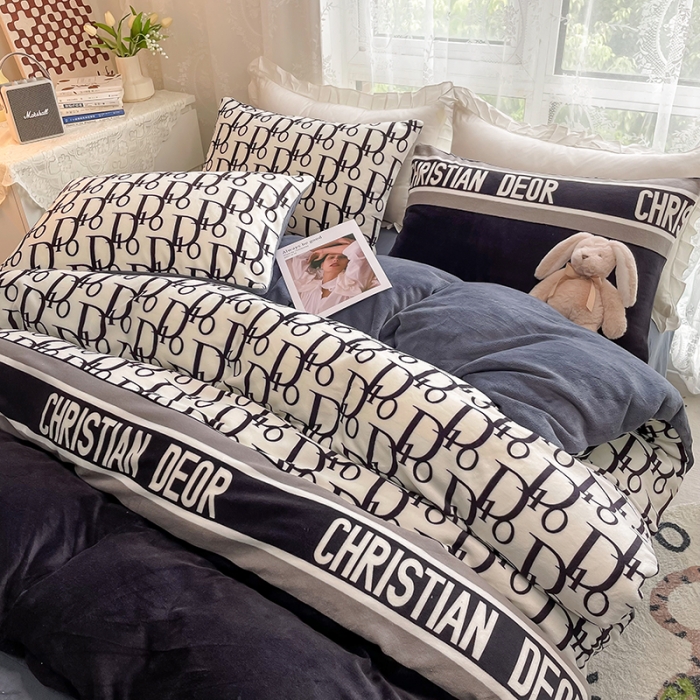 91家纺网 家纺一手货源 找家纺 HL原创 2022新款牛奶绒印花基础款 D家绒