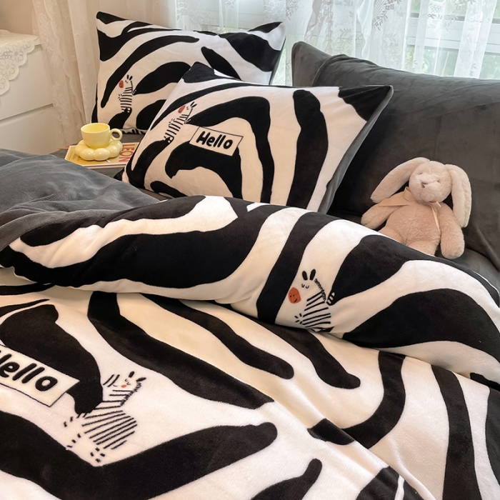 91家纺网 家纺一手货源 找家纺 HL原创 2022新款牛奶绒印花基础款 罗马生活