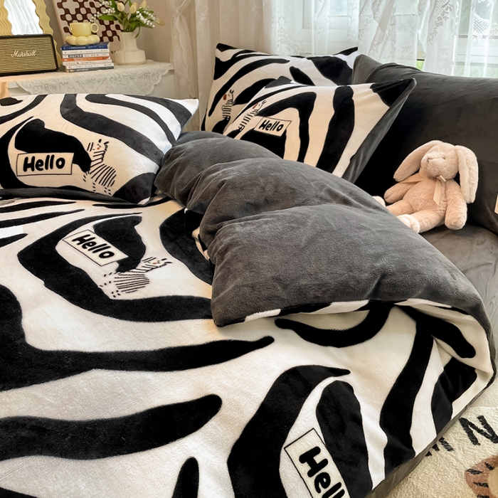 91家纺网 家纺一手货源 找家纺 HL原创 2022新款牛奶绒印花基础款 罗马生活