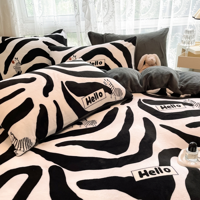 91家纺网 家纺一手货源 找家纺 HL原创 2022新款牛奶绒印花基础款 罗马生活