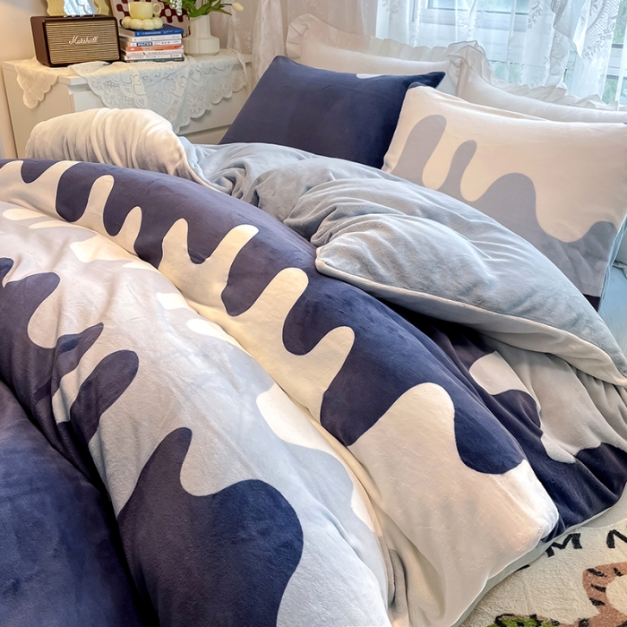 91家纺网 家纺一手货源 找家纺 HL原创 2022新款牛奶绒印花基础款 旅行