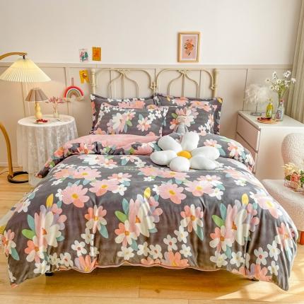 91家纺网 家纺一手货源 找家纺 （总）爱妮玖玖 2025新款牛奶绒印花款简款床单四件套