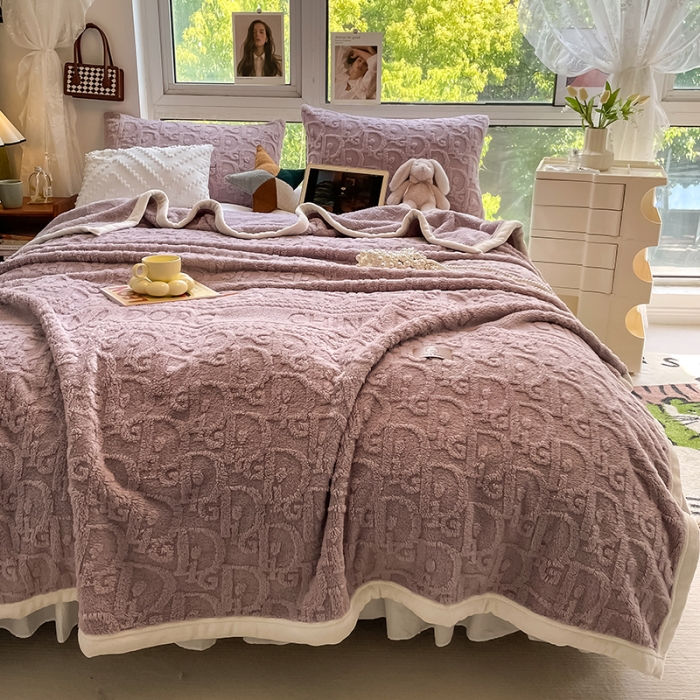 91家纺网 家纺一手货源 找家纺 HL原创 2022新款色织提花啵啵绒毯 色织提花毯-香芋色