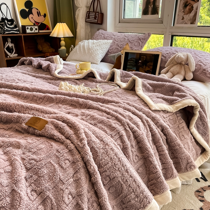 91家纺网 家纺一手货源 找家纺 HL原创 2022新款色织提花啵啵绒毯 色织提花毯-香芋色