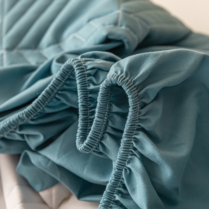 91家纺网 家纺一手货源 找家纺 乐视 2024新款A类纯色大豆纤维夹棉床笠 线条格-湖蓝