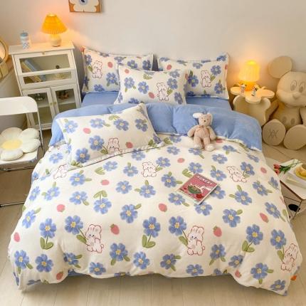 91家纺网 家纺一手货源 找家纺 （总）木堇 2022秋冬新款高克重甜美系列印花牛奶绒四件套