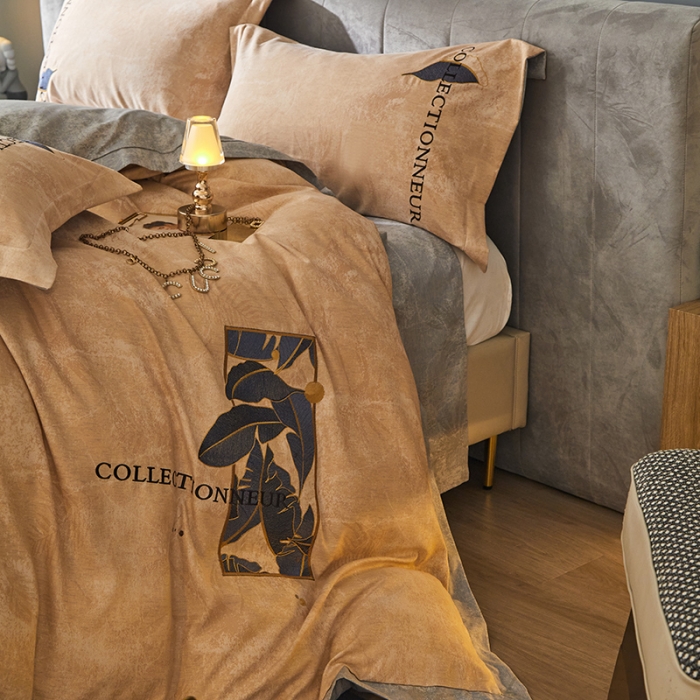 91家纺网 家纺一手货源 找家纺 凡客家居  2022新款阳绒磨毛刺绣博拉图系列四件套 博拉图-卡其