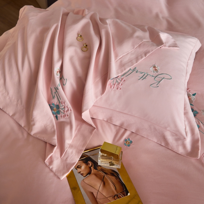 91家纺网 家纺一手货源 找家纺 凡客家居22新款60支高端锦棉优雅手捧花绣花系列 花语-粉