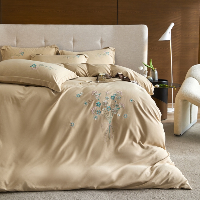 91家纺网 家纺一手货源 找家纺 凡客家居22新款60支高端锦棉优雅手捧花绣花系列 花语-卡其