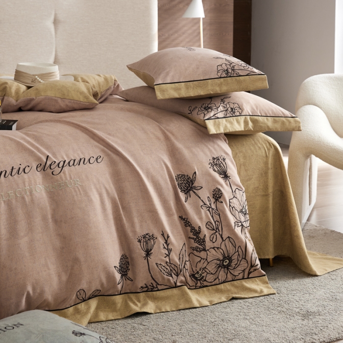 91家纺网 家纺一手货源 找家纺 凡客家居  2022新款阳绒磨毛刺绣秘密花园系列四件套 秘密花园-粉