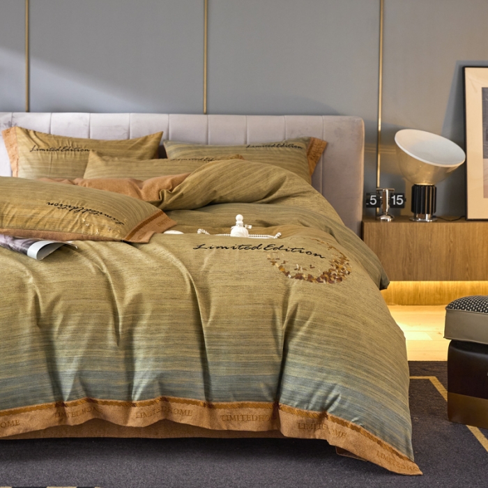 91家纺网 家纺一手货源 找家纺 凡客家居  2022新款阳绒磨毛刺绣卡曼系列四件套 卡曼-绿